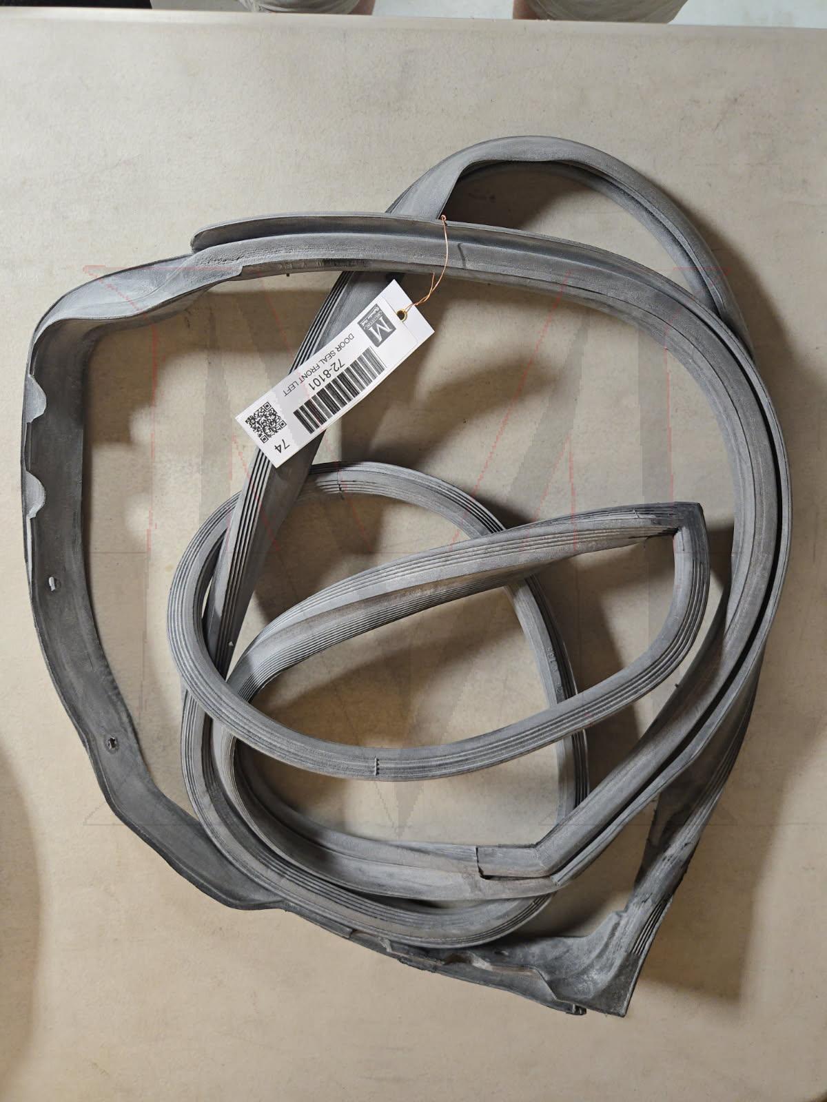 FRONT DOOR SEAL