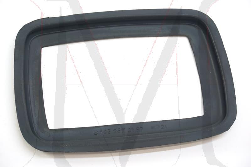 RING,SHIFT BEZEL